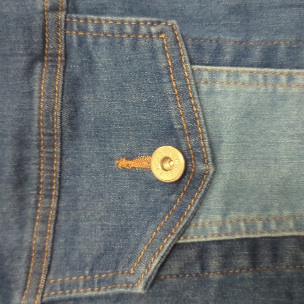 Labijou Two-Tone Patch Denim Jacket - image 6